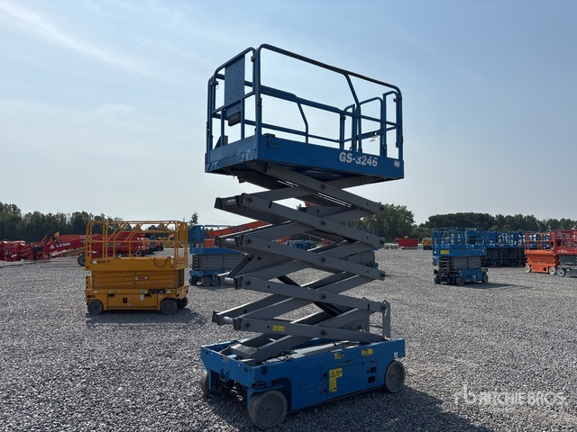 2016 Genie GS-3246 Electric Scissor Lift - Nacelle ciseaux: photos 4 2016 Genie GS-3246 Electric Scissor Lift - Nacelle ciseaux: photos 4
