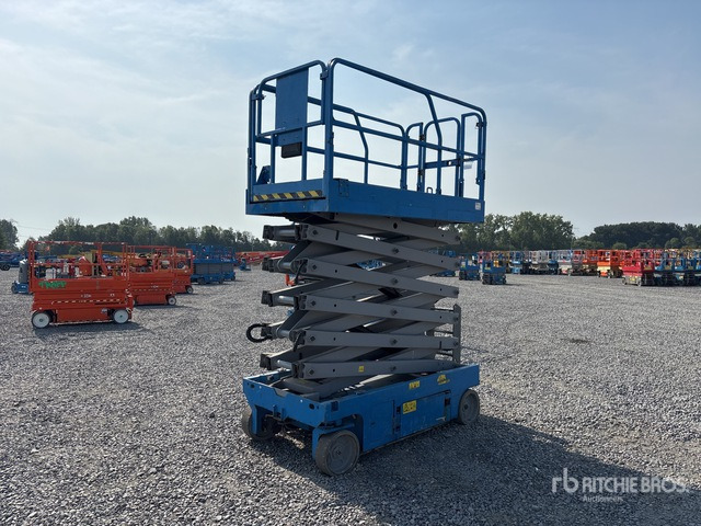 2016 Genie GS-4047 Electric Scissor Lift - Nacelle ciseaux: photos 4 2016 Genie GS-4047 Electric Scissor Lift - Nacelle ciseaux: photos 4
