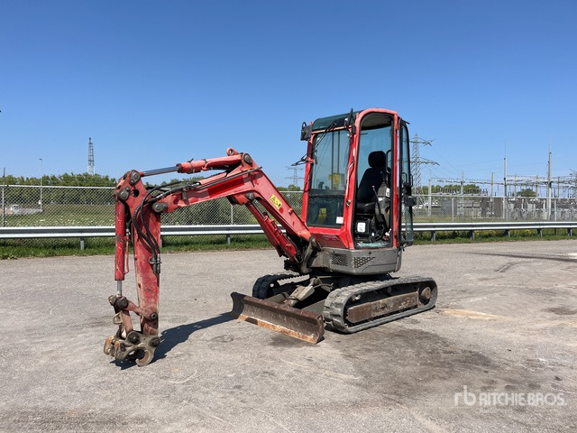 2016 Yanmar VIO25-4 Mini Excavator: <6.6t - Mini pelle: photos 2 2016 Yanmar VIO25-4 Mini Excavator: <6.6t - Mini pelle: photos 2