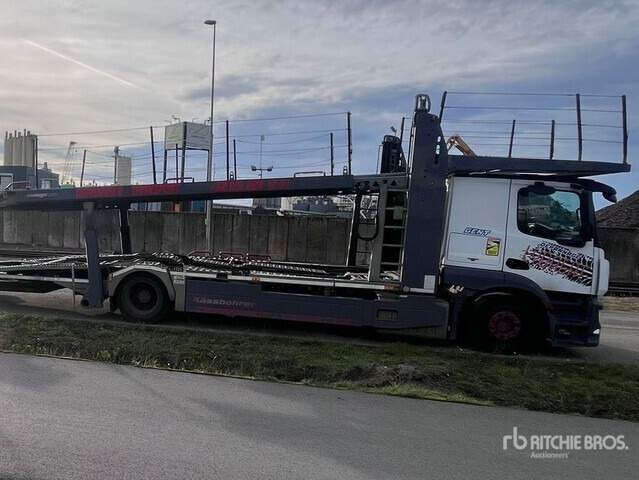 2017 Mercedes-Benz Actros 4x2 Car Carrier Truck - Camion porte-voitures: photos 4 2017 Mercedes-Benz Actros 4x2 Car Carrier Truck - Camion porte-voitures: photos 4