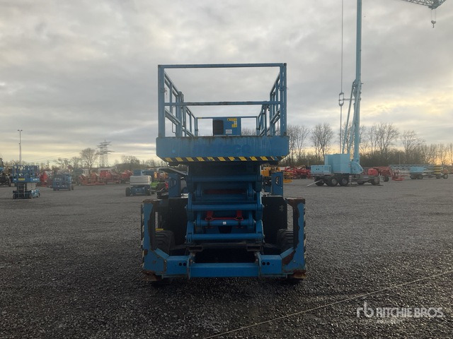 2018 Genie GS-5390 4x4 Diesel Scissor Lift - Nacelle ciseaux: photos 4 2018 Genie GS-5390 4x4 Diesel Scissor Lift - Nacelle ciseaux: photos 4