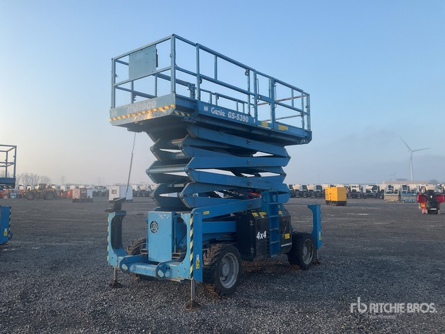 2018 Genie GS-5390 4x4 Diesel Scissor Lift - Nacelle ciseaux: photos 1 2018 Genie GS-5390 4x4 Diesel Scissor Lift - Nacelle ciseaux: photos 1