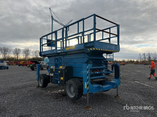 2018 Genie GS-5390 4x4 Diesel Scissor Lift - Nacelle ciseaux: photos 2 2018 Genie GS-5390 4x4 Diesel Scissor Lift - Nacelle ciseaux: photos 2