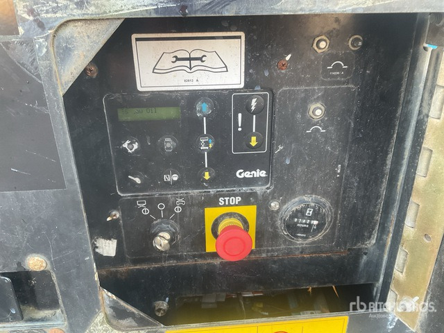 2018 Genie GS-5390 4x4 Diesel Scissor Lift - Nacelle ciseaux: photos 5 2018 Genie GS-5390 4x4 Diesel Scissor Lift - Nacelle ciseaux: photos 5