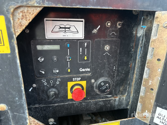 2018 Genie GS-5390 4x4 Diesel Scissor Lift - Nacelle ciseaux: photos 5 2018 Genie GS-5390 4x4 Diesel Scissor Lift - Nacelle ciseaux: photos 5