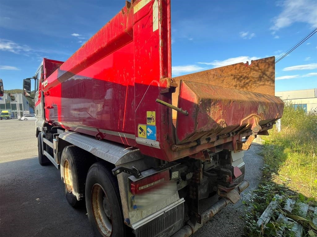 MAN TGX 26.580 6x4 - Camion benne: photos 3 MAN TGX 26.580 6x4 - Camion benne: photos 3