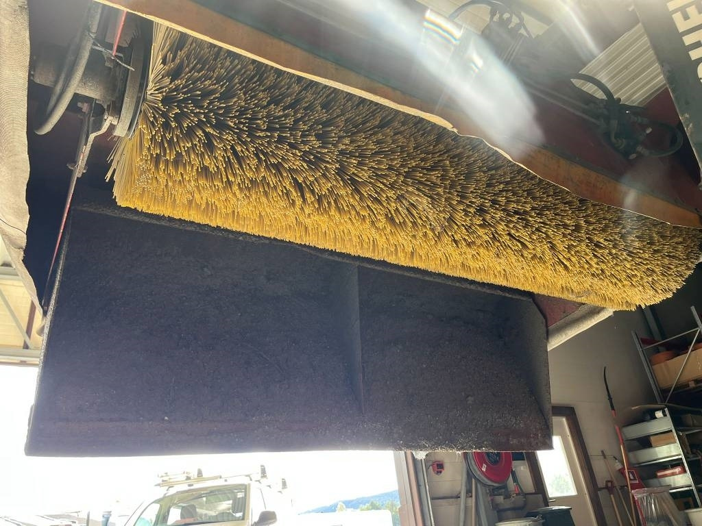 Westbjorn Hydro-Sweeper 2000 SSH - Brosse: photos 2 Westbjorn Hydro-Sweeper 2000 SSH - Brosse: photos 2