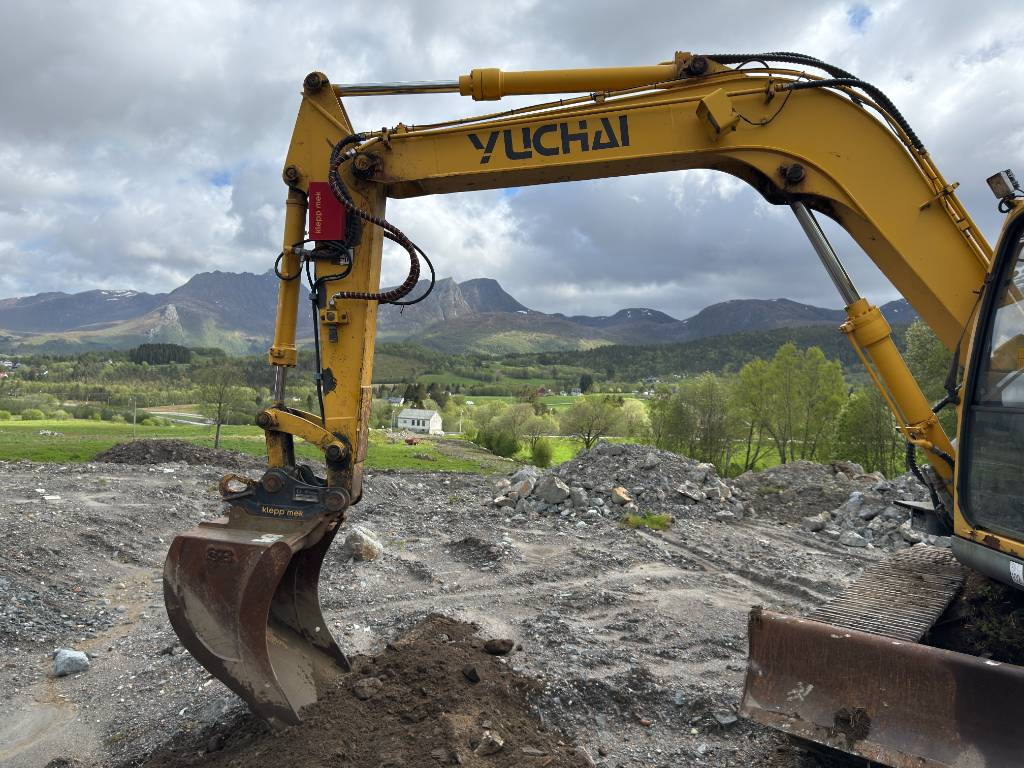 Mini pelle Yuchai YC 85-8: photos 12