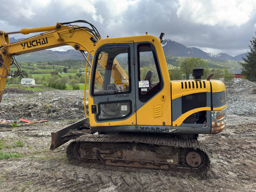 Yuchai YC 85-8 - Mini pelle: photos 5 Yuchai YC 85-8 - Mini pelle: photos 5