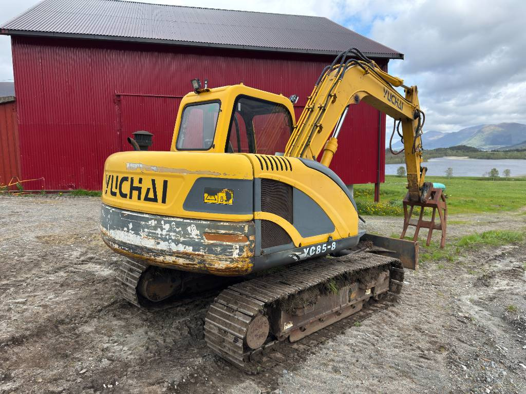 Mini pelle Yuchai YC 85-8: photos 9