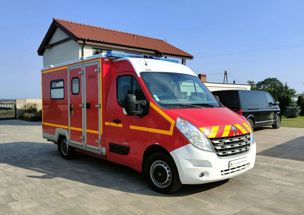 Renault Master - Ambulance: photos 1 Renault Master - Ambulance: photos 1
