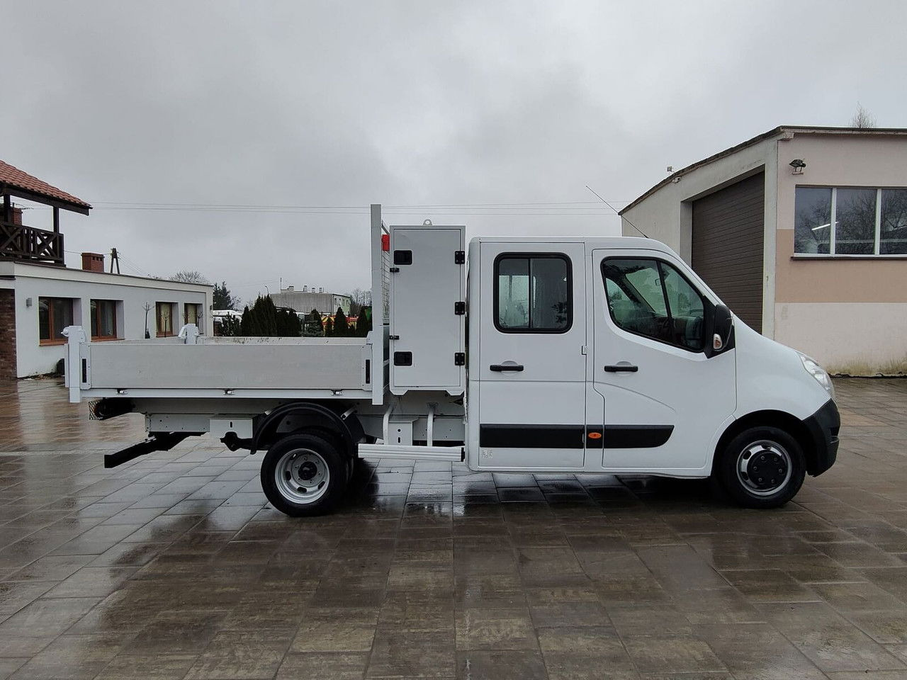 Renault Master - Utilitaire plateau: photos 4 Renault Master - Utilitaire plateau: photos 4