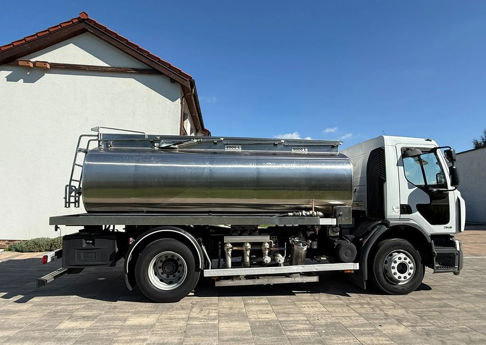 Renault Premium 280 DXI - Camion citerne: photos 4 Renault Premium 280 DXI - Camion citerne: photos 4