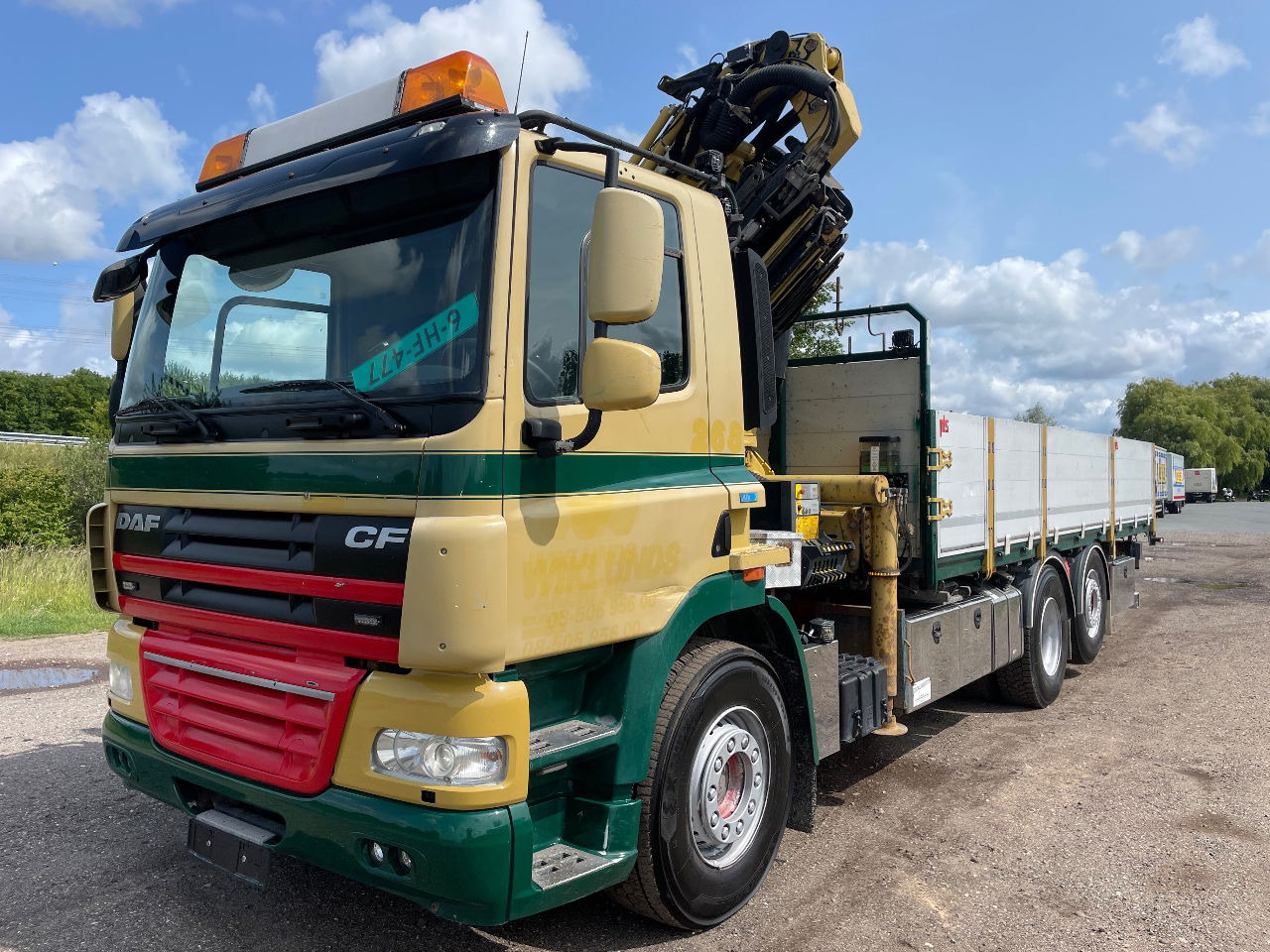 DAF CF 85.360 CF with Palfinger PK26002 with jib crane - Camion grue: photos 2 DAF CF 85.360 CF with Palfinger PK26002 with jib crane - Camion grue: photos 2