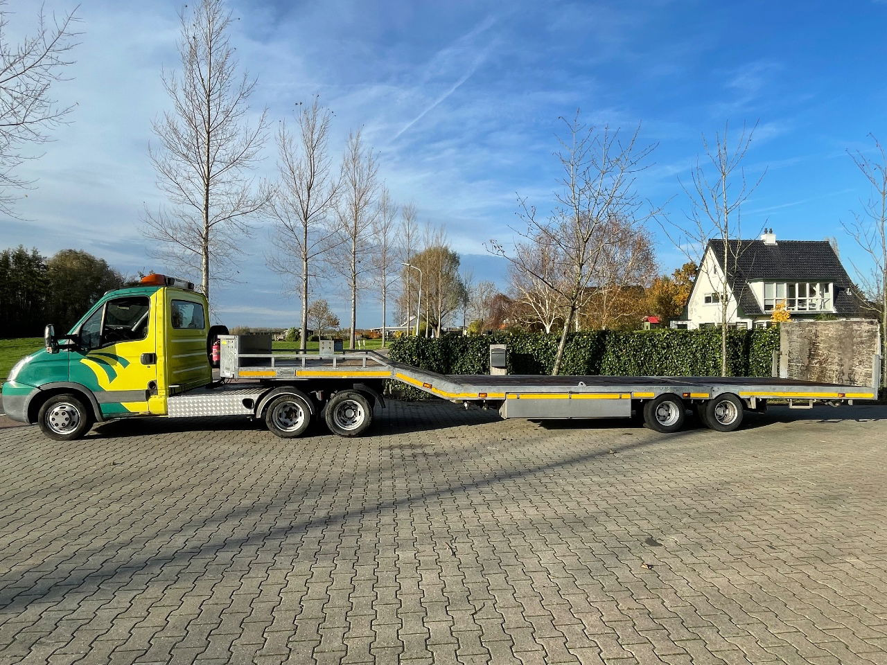 Iveco Daily 35C18 - Tracteur routier BE, Semi-remorque porte-voitures: photos 5 Iveco Daily 35C18 - Tracteur routier BE, Semi-remorque porte-voitures: photos 5