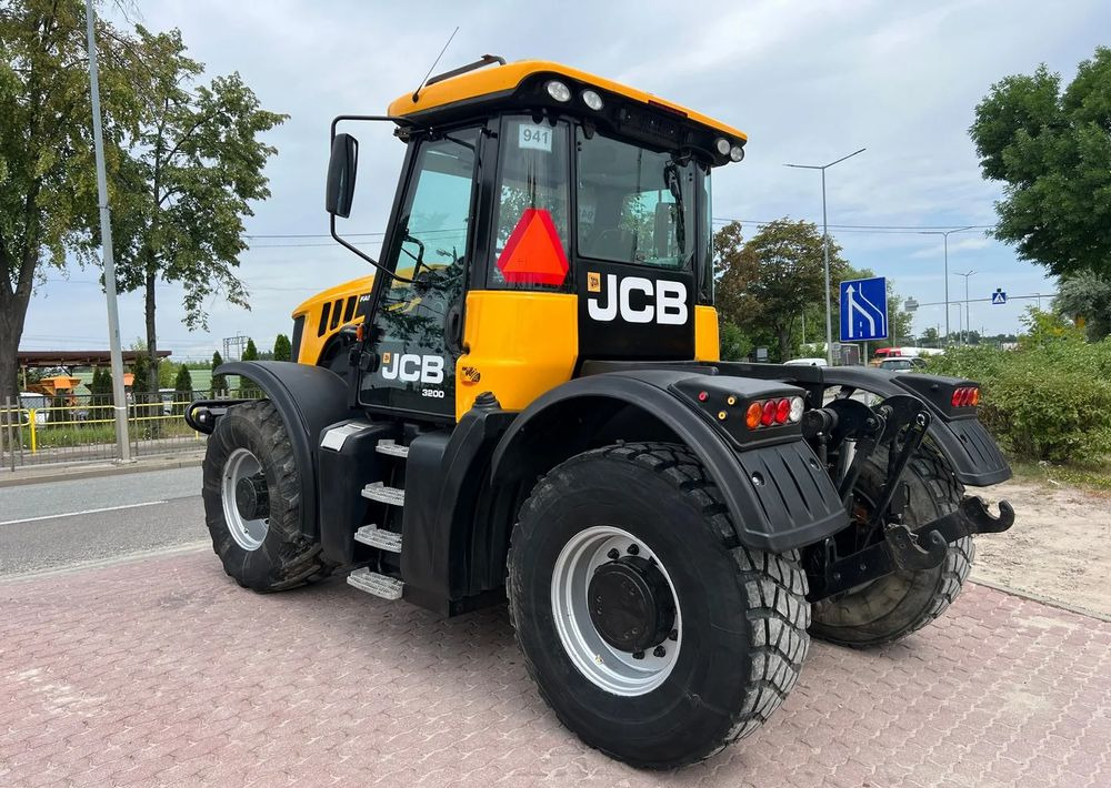 JCB Fastrac 3200 Sisu Xtra - Tracteur agricole: photos 3 JCB Fastrac 3200 Sisu Xtra - Tracteur agricole: photos 3