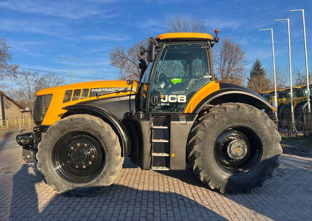 JCB Fastrac 8310 - Tracteur agricole: photos 2 JCB Fastrac 8310 - Tracteur agricole: photos 2