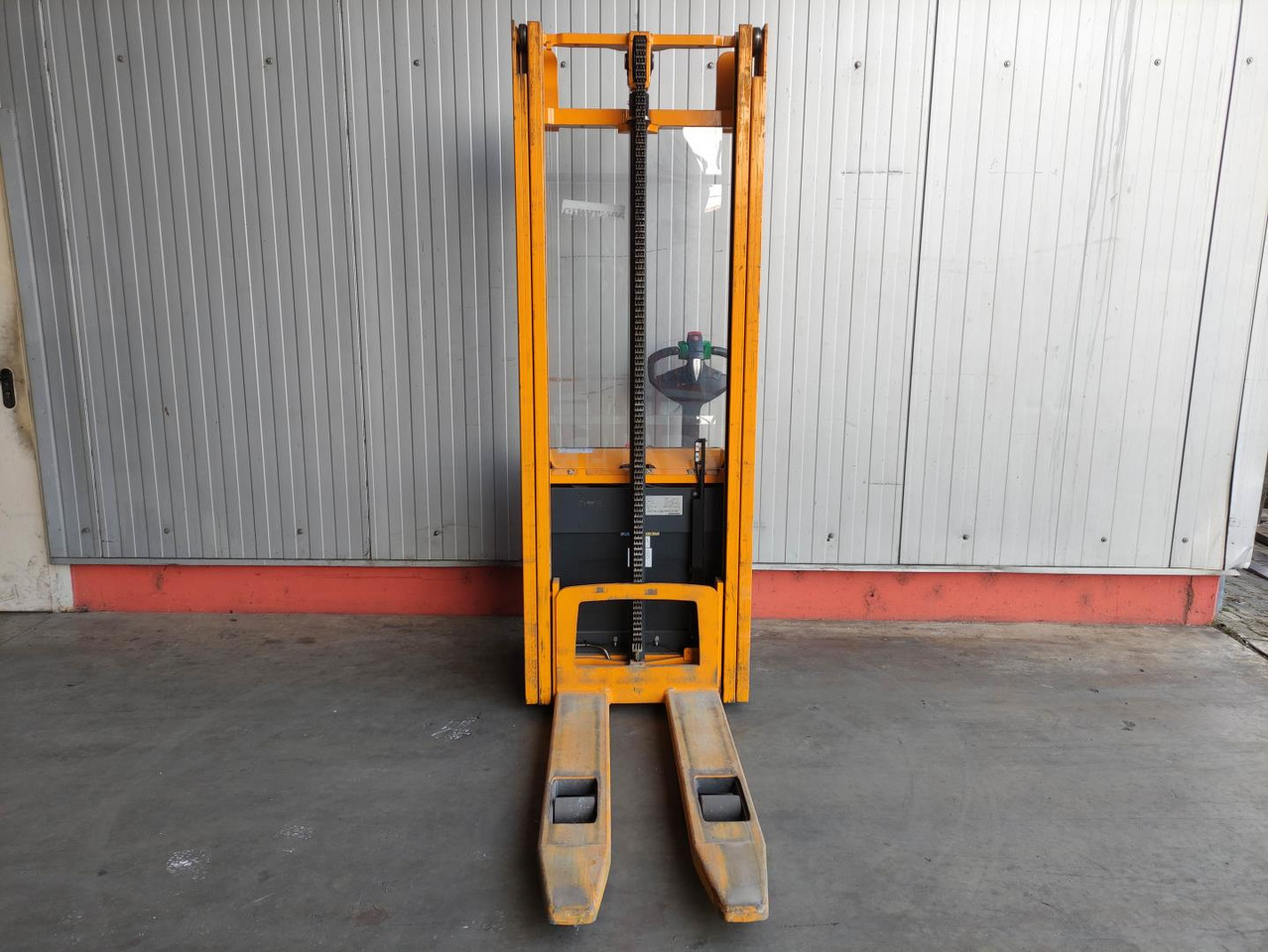 Jungheinrich EJC 112 - Gerbeur: photos 3 Jungheinrich EJC 112 - Gerbeur: photos 3