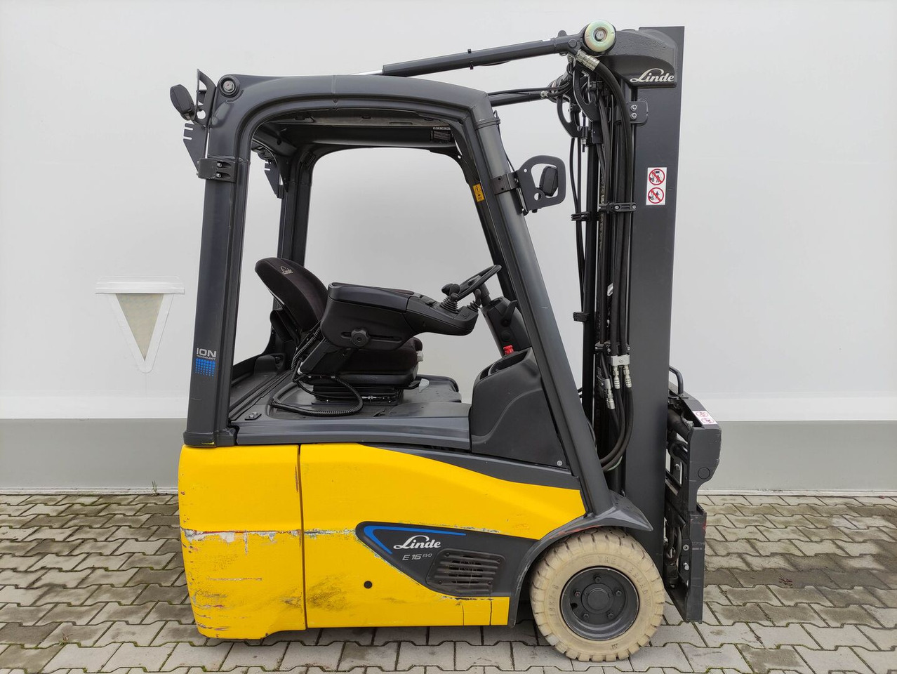 Linde E16-C-02-387 EVO - Chariot élévateur électrique: photos 2 Linde E16-C-02-387 EVO - Chariot élévateur électrique: photos 2
