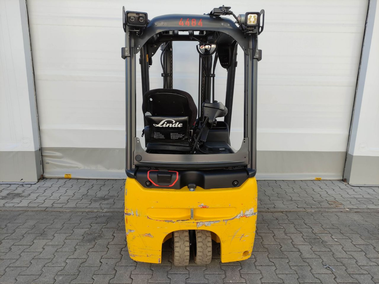 Linde E16C-02-386 EVO - Chariot élévateur électrique: photos 4 Linde E16C-02-386 EVO - Chariot élévateur électrique: photos 4