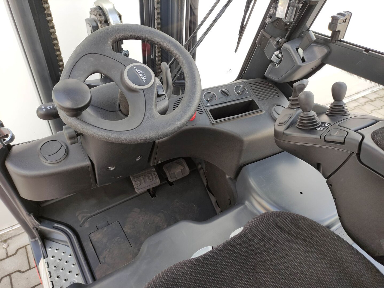 Linde E16H-02-386-EVO - Chariot élévateur électrique: photos 5 Linde E16H-02-386-EVO - Chariot élévateur électrique: photos 5