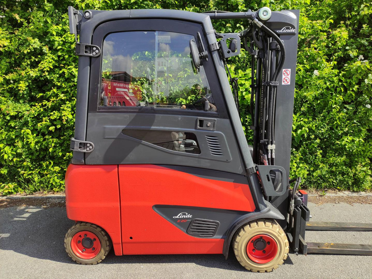 Linde E20PH-02-386-EVO - Chariot élévateur électrique: photos 2 Linde E20PH-02-386-EVO - Chariot élévateur électrique: photos 2