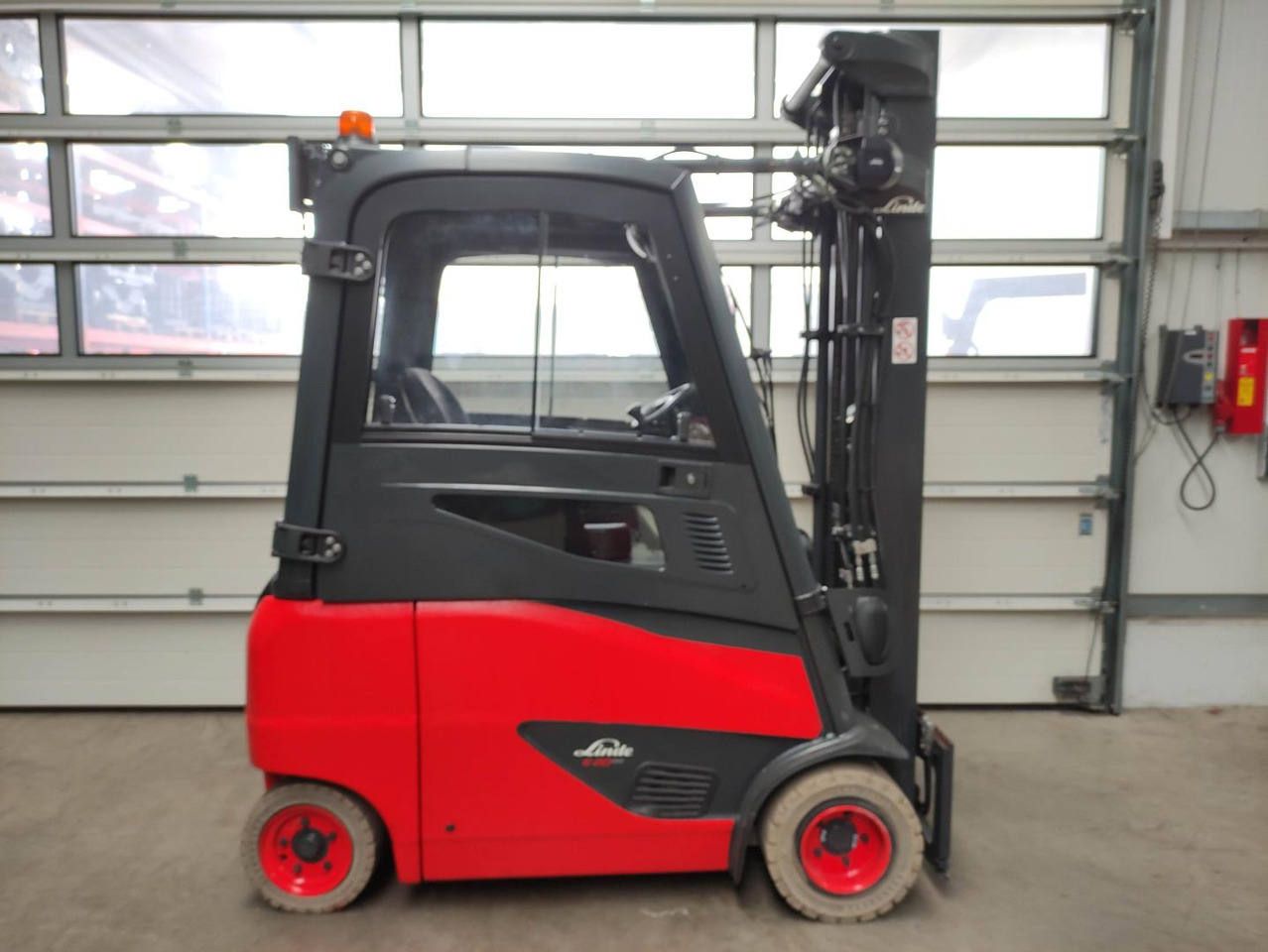 Linde E20PH-02-386-EVO - Chariot élévateur électrique: photos 2 Linde E20PH-02-386-EVO - Chariot élévateur électrique: photos 2