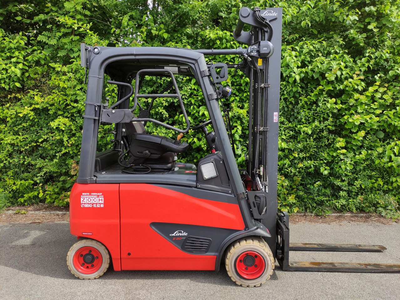 Linde E20PH-02-386-EVO - Chariot élévateur électrique: photos 2 Linde E20PH-02-386-EVO - Chariot élévateur électrique: photos 2