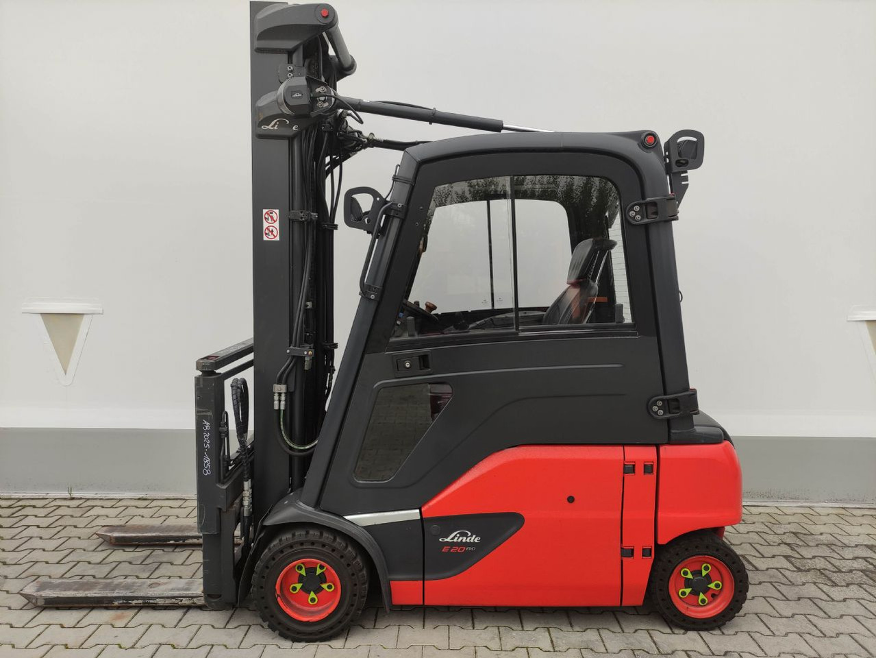 Linde E20PL-02-386 - Chariot élévateur électrique: photos 1 Linde E20PL-02-386 - Chariot élévateur électrique: photos 1