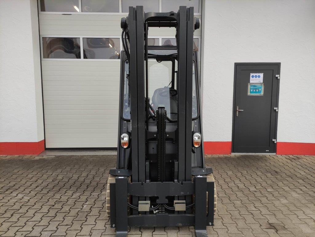 Linde E35HL-01-387 *Batterie NEU* - Chariot élévateur électrique: photos 3 Linde E35HL-01-387 *Batterie NEU* - Chariot élévateur électrique: photos 3