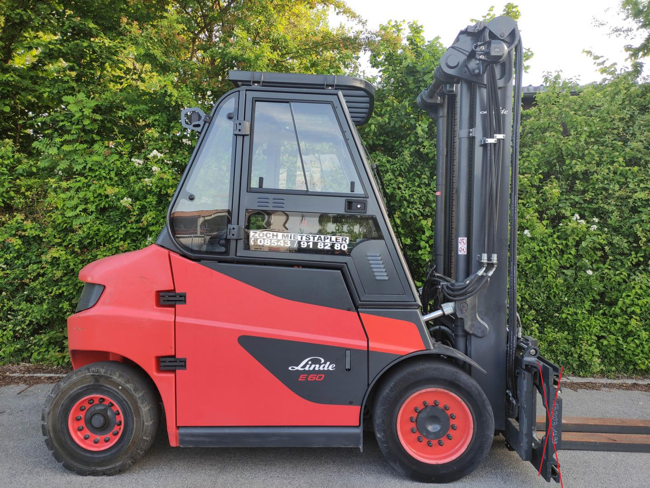 Linde E60-01-1279 - Chariot élévateur électrique: photos 2 Linde E60-01-1279 - Chariot élévateur électrique: photos 2