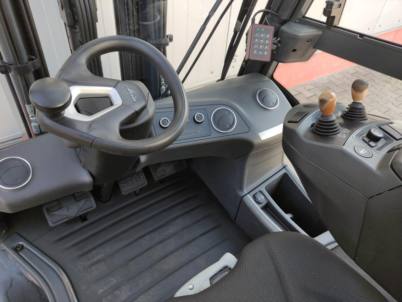 Linde H35-01-120 - Chariot élévateur diesel: photos 5 Linde H35-01-120 - Chariot élévateur diesel: photos 5