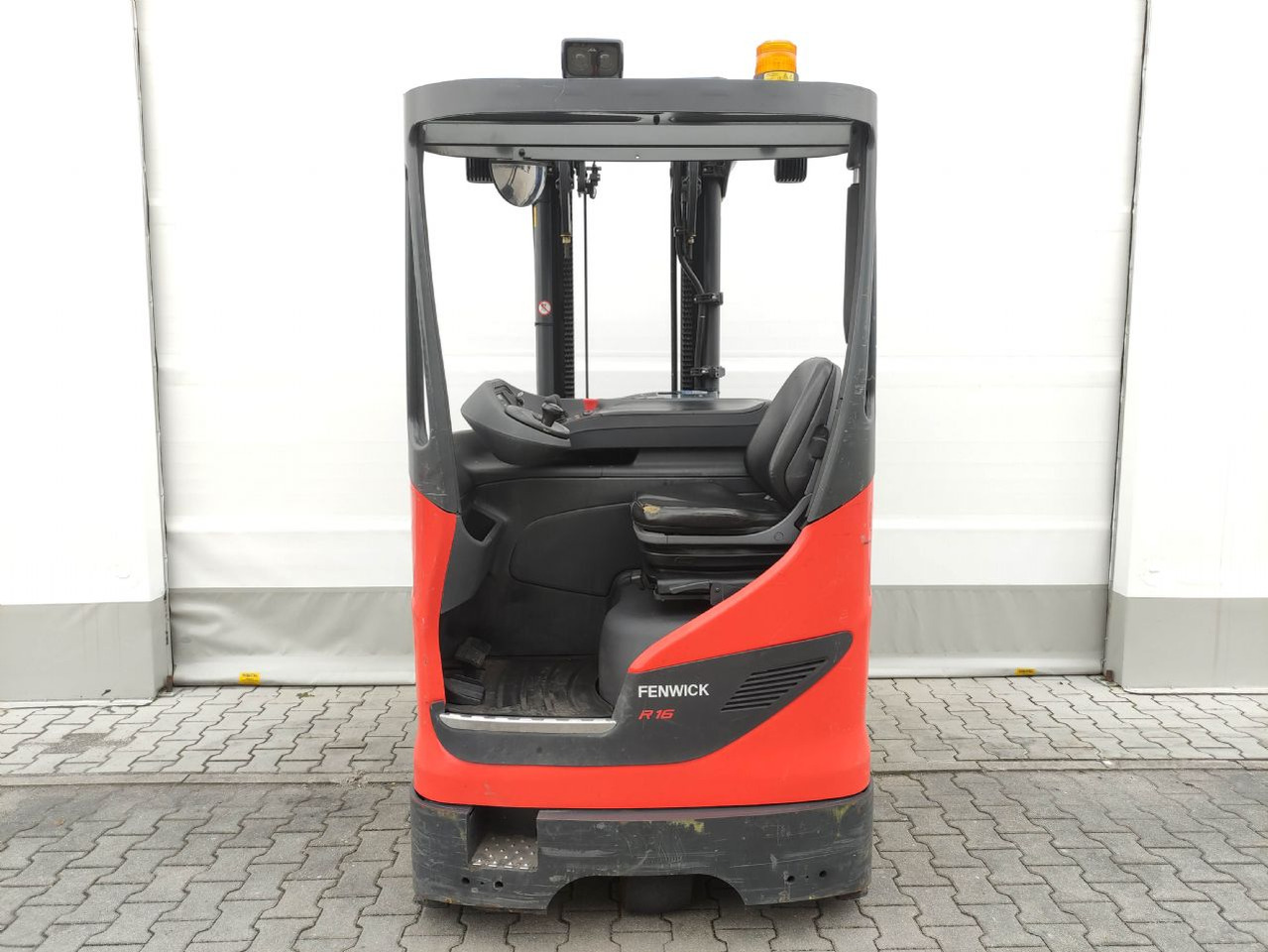 Linde R16G-01-1120 - Chariot à mât rétractable: photos 4 Linde R16G-01-1120 - Chariot à mât rétractable: photos 4