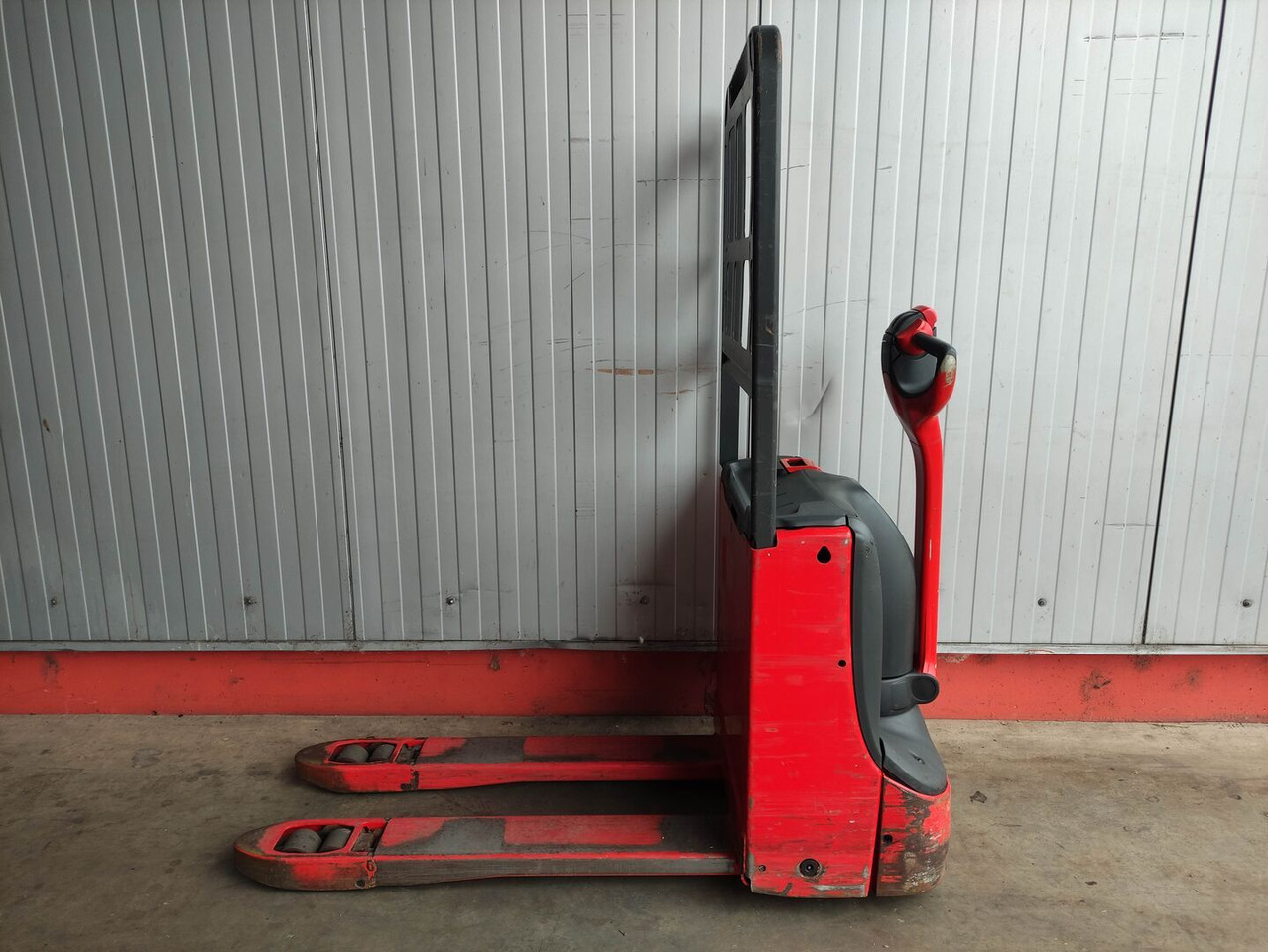 Linde T16-1152 - Transpalette: photos 1 Linde T16-1152 - Transpalette: photos 1