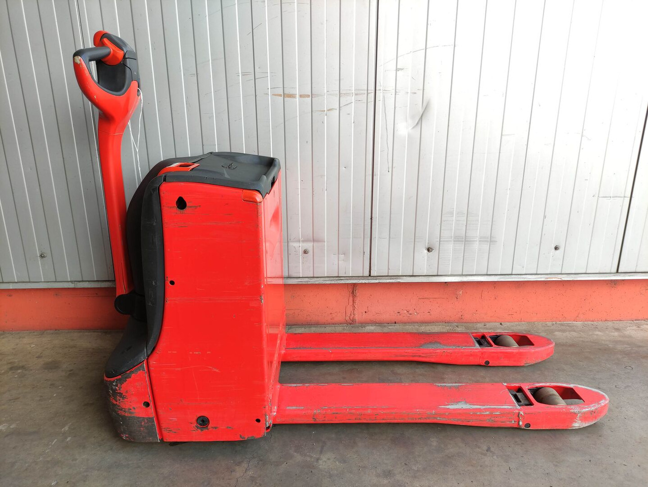 Linde T16-1152 - Transpalette: photos 2 Linde T16-1152 - Transpalette: photos 2