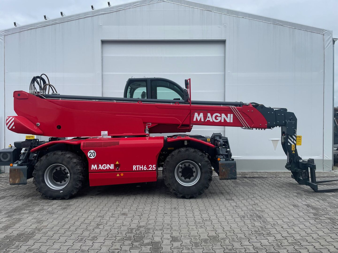 Magni RTH 6.25-DID - Chariot télescopique: photos 2 Magni RTH 6.25-DID - Chariot télescopique: photos 2