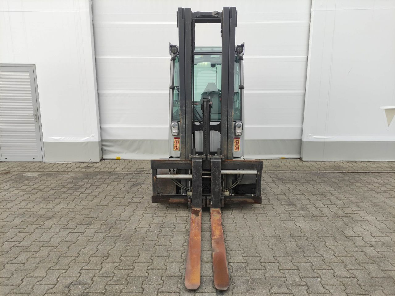 Still RX 60-35 - Chariot élévateur électrique: photos 4 Still RX 60-35 - Chariot élévateur électrique: photos 4