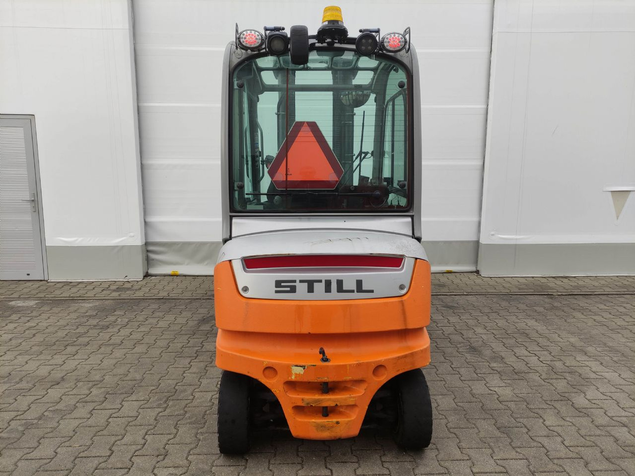 Still RX 60-35 - Chariot élévateur électrique: photos 5 Still RX 60-35 - Chariot élévateur électrique: photos 5