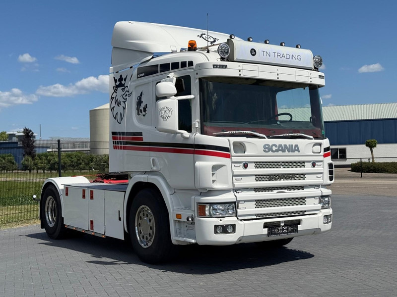 Scania P 114.340 MANUAL, LEATHER SEATS, LED, NICE CONDITION. - Tracteur routier: photos 1 Scania P 114.340 MANUAL, LEATHER SEATS, LED, NICE CONDITION. - Tracteur routier: photos 1