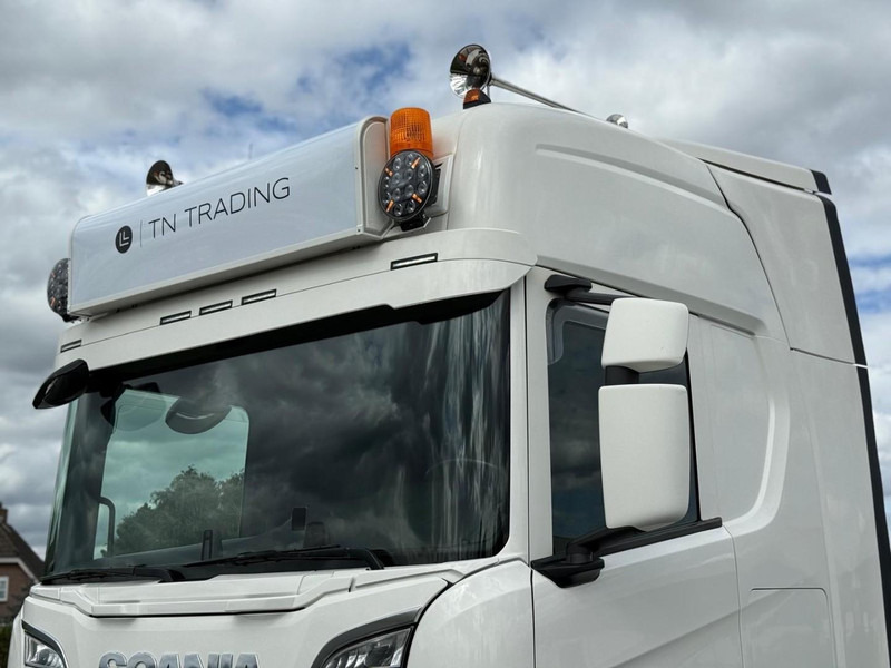 Scania R580 V8 NGS 3.15WB, RETARDER, VOLLUCHT, LEER, LED, KING OF THE ROAD. - Tracteur routier: photos 5 Scania R580 V8 NGS 3.15WB, RETARDER, VOLLUCHT, LEER, LED, KING OF THE ROAD. - Tracteur routier: photos 5