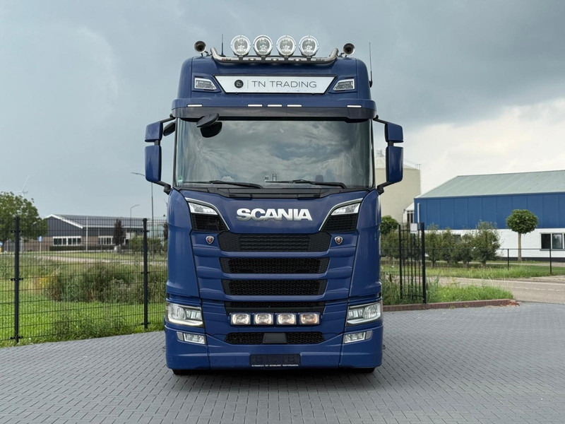 Scania S500 RETARDER, PARK COOL, LEER, 2 TANKS. - Tracteur routier: photos 2 Scania S500 RETARDER, PARK COOL, LEER, 2 TANKS. - Tracteur routier: photos 2