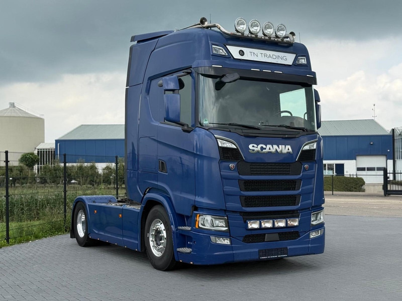 Scania S500 RETARDER, PARK COOL, LEER, 2 TANKS. - Tracteur routier: photos 1 Scania S500 RETARDER, PARK COOL, LEER, 2 TANKS. - Tracteur routier: photos 1