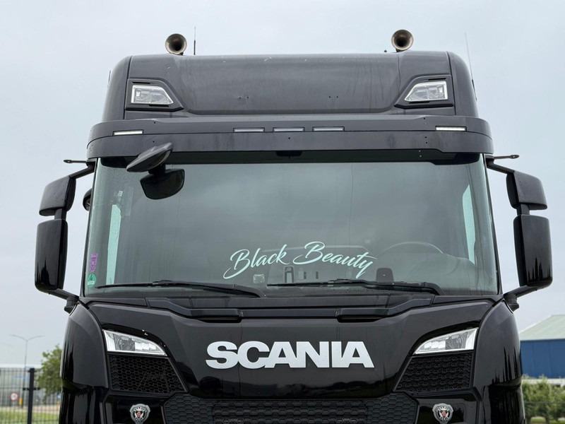 Scania S580 V8 NGS RETARDER, LEATHER, 2X TANK, TOP CONDITION! - Tracteur routier: photos 5 Scania S580 V8 NGS RETARDER, LEATHER, 2X TANK, TOP CONDITION! - Tracteur routier: photos 5