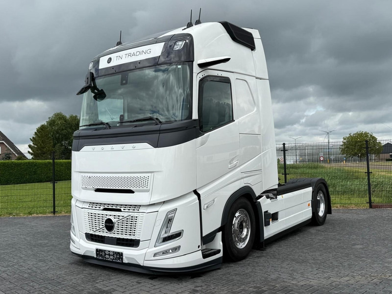 Volvo FH 13.460XL NEW, FULL AIR, ALCOA, HYDRAULIC, XL, FULL. - Tracteur routier: photos 2 Volvo FH 13.460XL NEW, FULL AIR, ALCOA, HYDRAULIC, XL, FULL. - Tracteur routier: photos 2