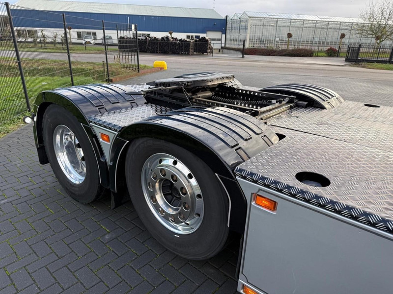 Tracteur routier Volvo FH 13.460XL SHOW, ALCOA, INTERIEUR, ALS NIEUW, PUSHER, TOP.: photos 15 Tracteur routier Volvo FH 13.460XL SHOW, ALCOA, INTERIEUR, ALS NIEUW, PUSHER, TOP.: photos 15