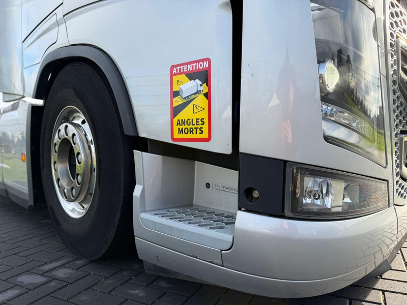 Volvo FH 16.750 XL, EURO 6D, VOLLUCHT, RETARDER, ALCOA, HYDRAULIEK, LEER, PTO. - Tracteur routier: photos 3 Volvo FH 16.750 XL, EURO 6D, VOLLUCHT, RETARDER, ALCOA, HYDRAULIEK, LEER, PTO. - Tracteur routier: photos 3
