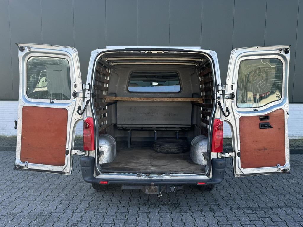 Utilitaire double cabine Renault Master-T28 2.5dCi L1H1 Dubbele cabine Trekhaak APK 05-2025 Loopt goed!: photos 12