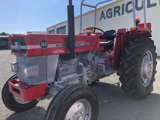 Massey Ferguson 155 arceau à 12 500 € sans tva - Tracteur agricole: photos 3 Massey Ferguson 155 arceau à 12 500 € sans tva - Tracteur agricole: photos 3