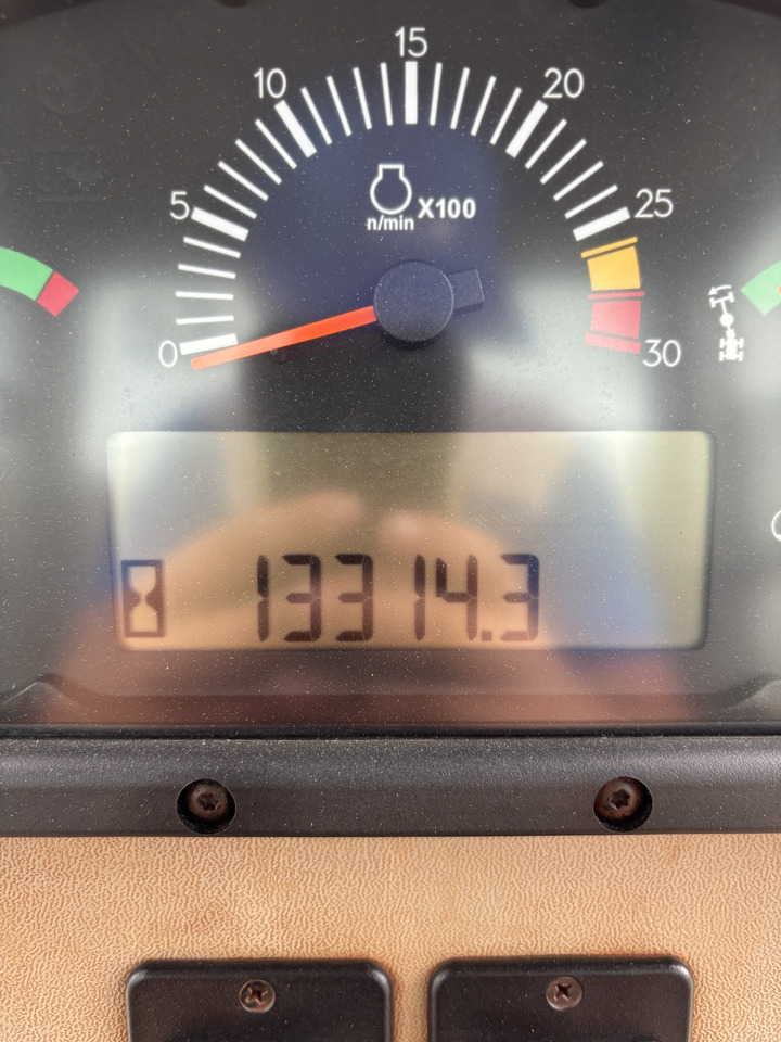 CATERPILLAR 140M en leasing occasion CATERPILLAR 140M: photos 14