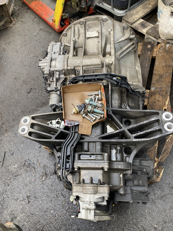 MERCEDES-BENZ G 281 _12 - Boîte de vitesse: photos 1 MERCEDES-BENZ G 281 _12 - Boîte de vitesse: photos 1